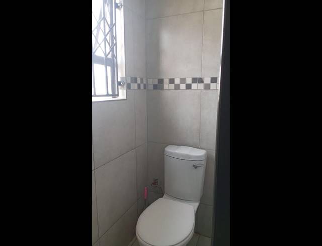 1 BEDROOM PROPERTY TO RENT IN DAWN PARK